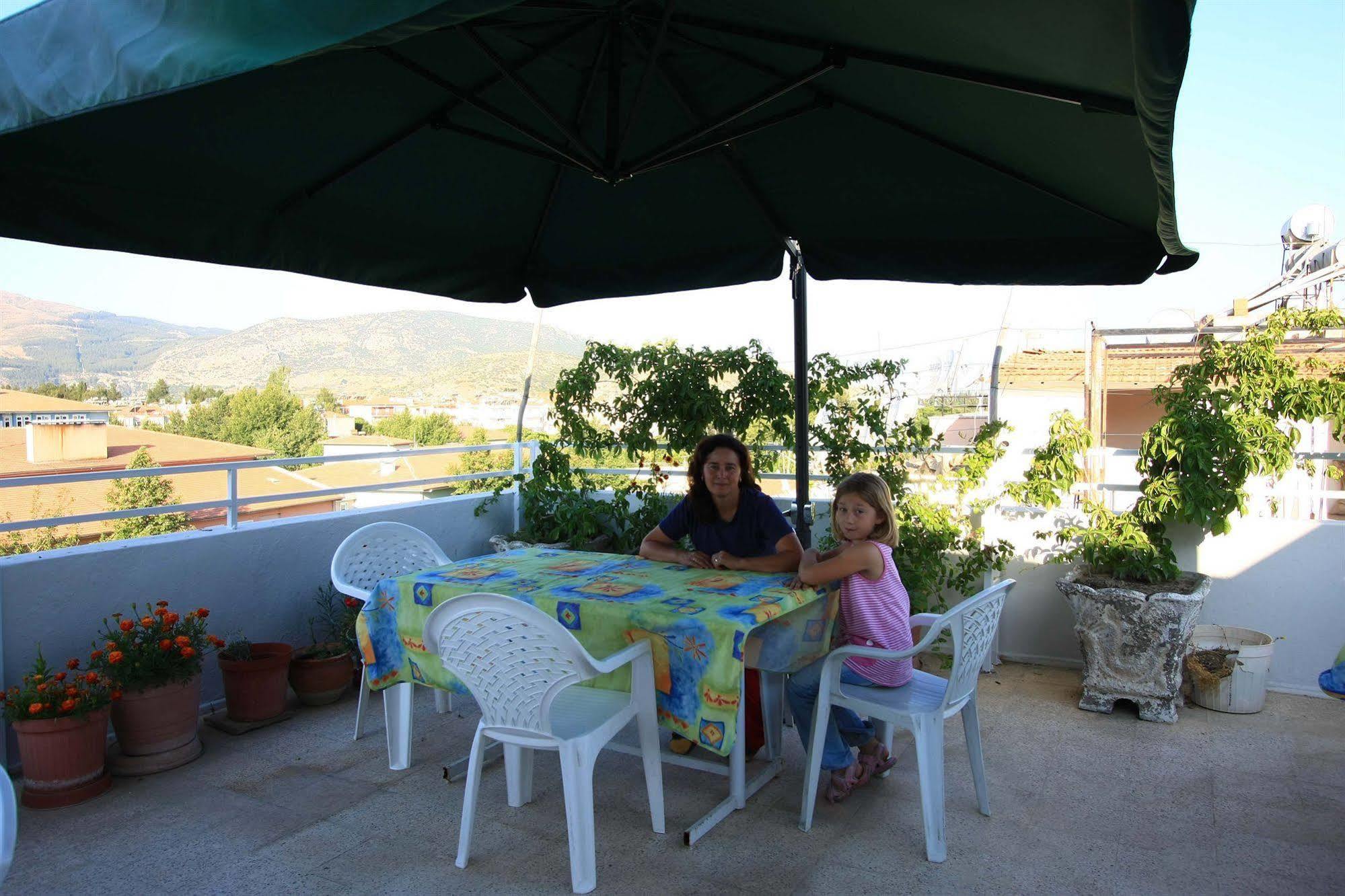 Vardar Pension Selçuk Exterior foto